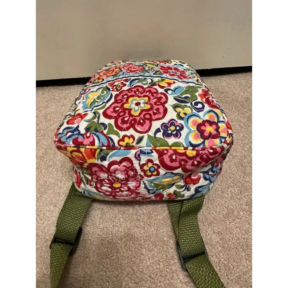 Vera Bradley Lunchbox‎
